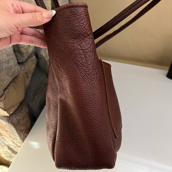 Deerfield Leathers Barn Bag Quality Leather Tote Bag - Picture 14 of 15